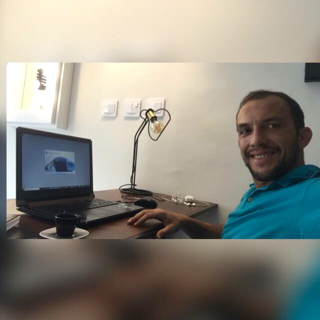 Arquiteto e Urbanista com 12 anos de formação. Mestre em ensino e BIM pela UFRN. Larga experiência projetos residenciais, comerciais e corporativos.